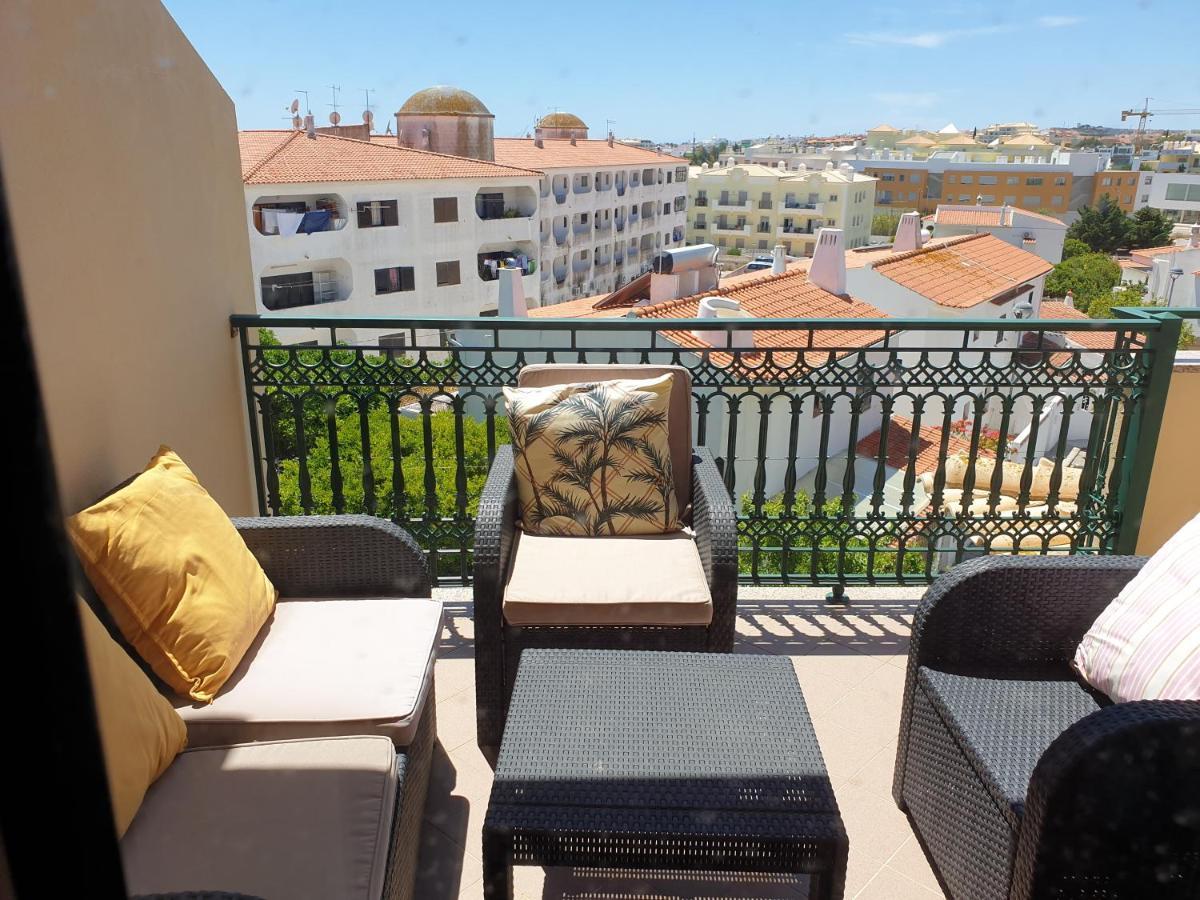 Oura Beach T1 Apartment Coral , Close To The Strip, Swimming Pool, Wi Fi, A/C Albufeira Luaran gambar